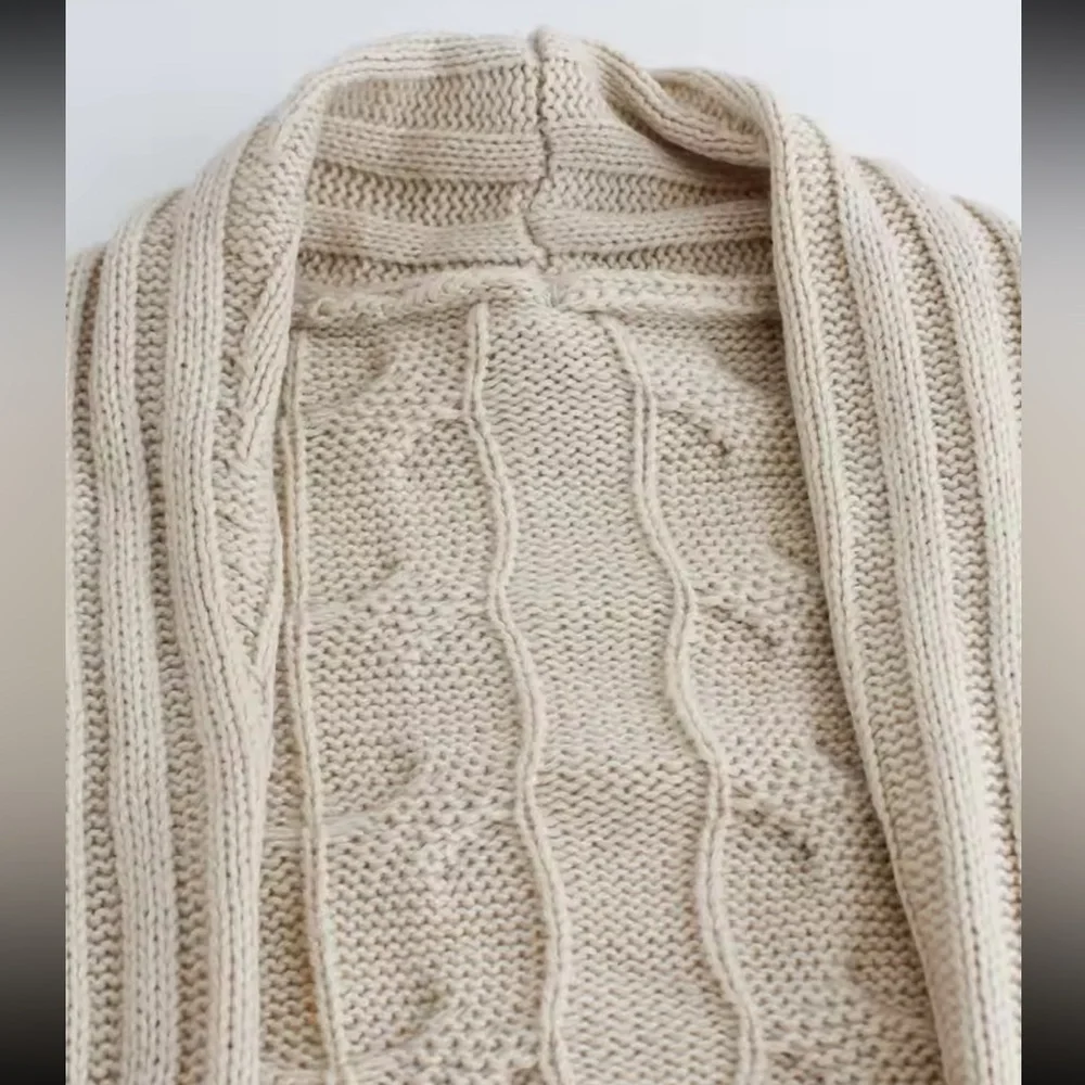 Long cardigan sweater - Picture 5 of 7